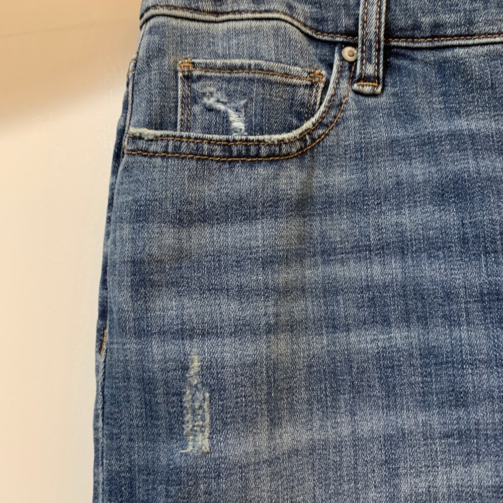CHICOS GIRLFRIEND CROP JEANS SIZE 0 MISSES 4 NWT! - Picture 5 of 5